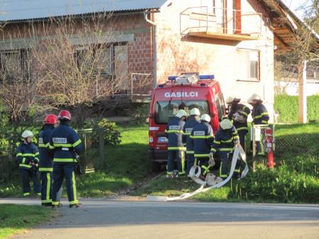 Gasilska vaja ob mesecu požarne varnosti 15